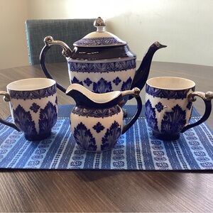 Elegant Blue and White Bombay Asian Grace Motif four piece teapot set